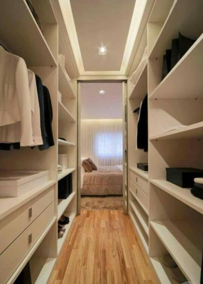 П-образная гардеробная комната в спальню Краснодар