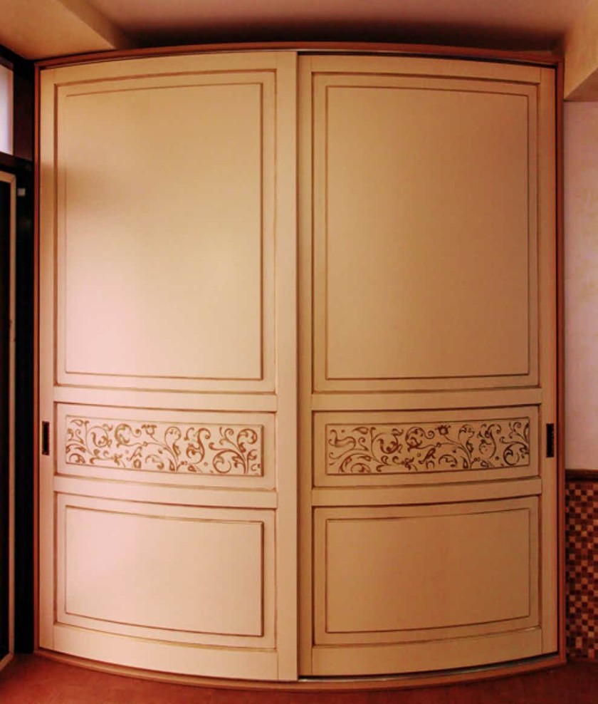 Радиусный шкаф купе с фрезеровкой, эмаль Краснодар